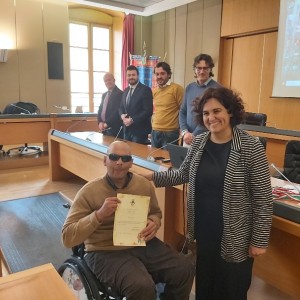 Consegna Encomi Dedizione E Altruismo