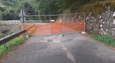Foto inizio cantiere con rete protettiva e rete arancione