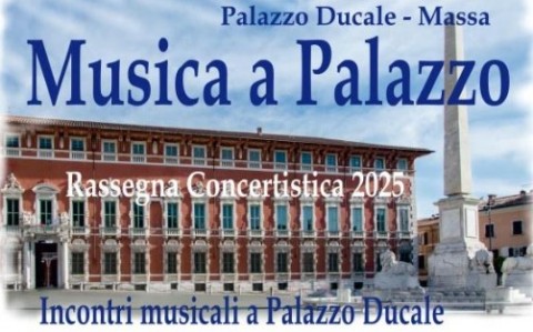 Locandina rassegna con immagine facciata Palazzo Ducale e le info come riportate nel comunicato