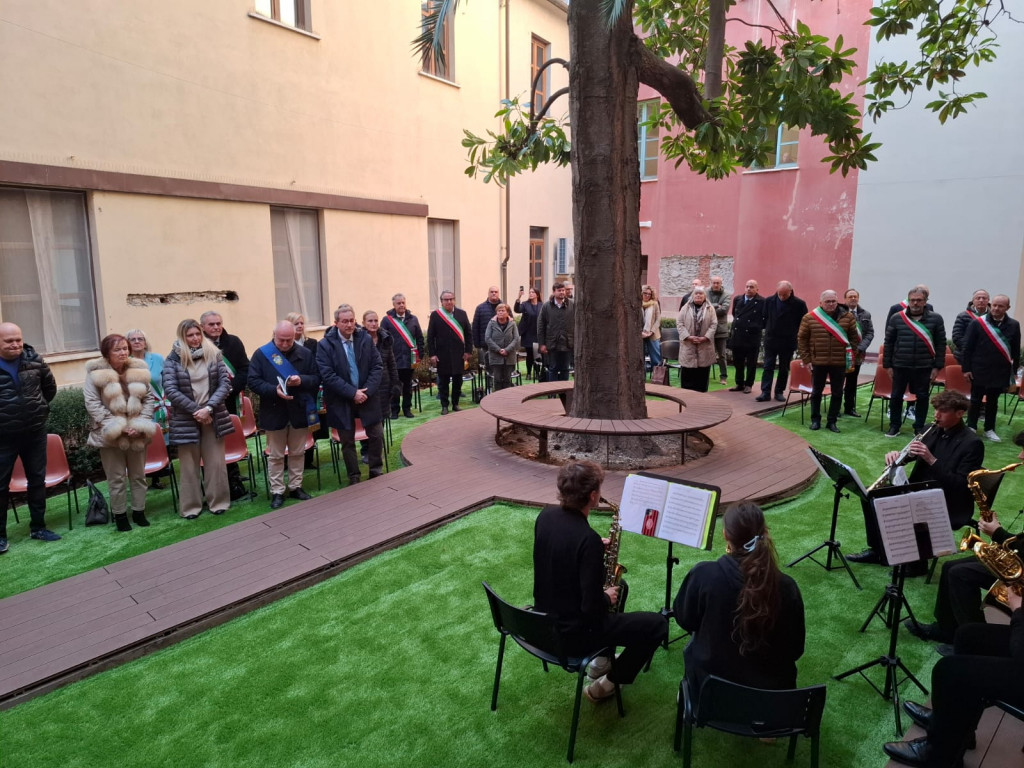 20251127 Intitolazione Cortile Palazzo Ducale Ex Vice Presidente Grassi E Vittime Covid 4