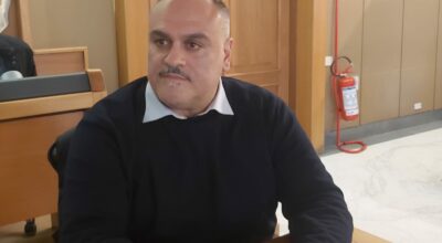 Foto in oppimo piano del consigliere Camera